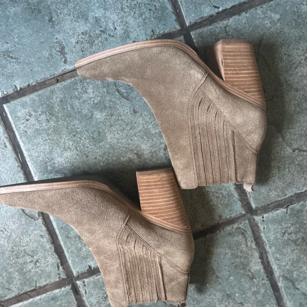 Women's Taupe Ankle Boots